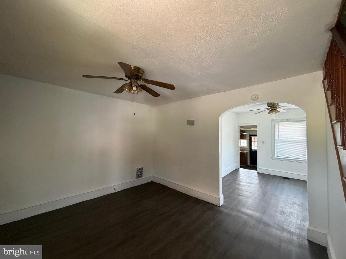 329 Cathrine Street photo 45