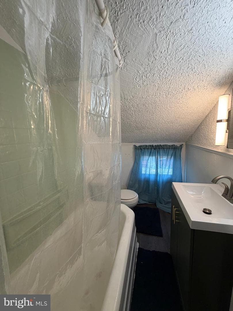 329 Cathrine Street photo 46