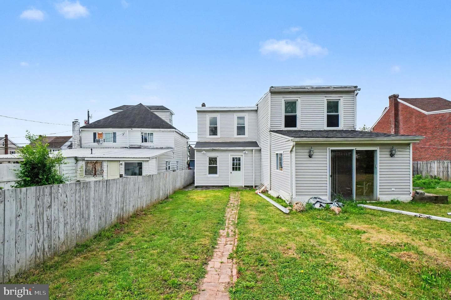 485 W Spring St photo 19