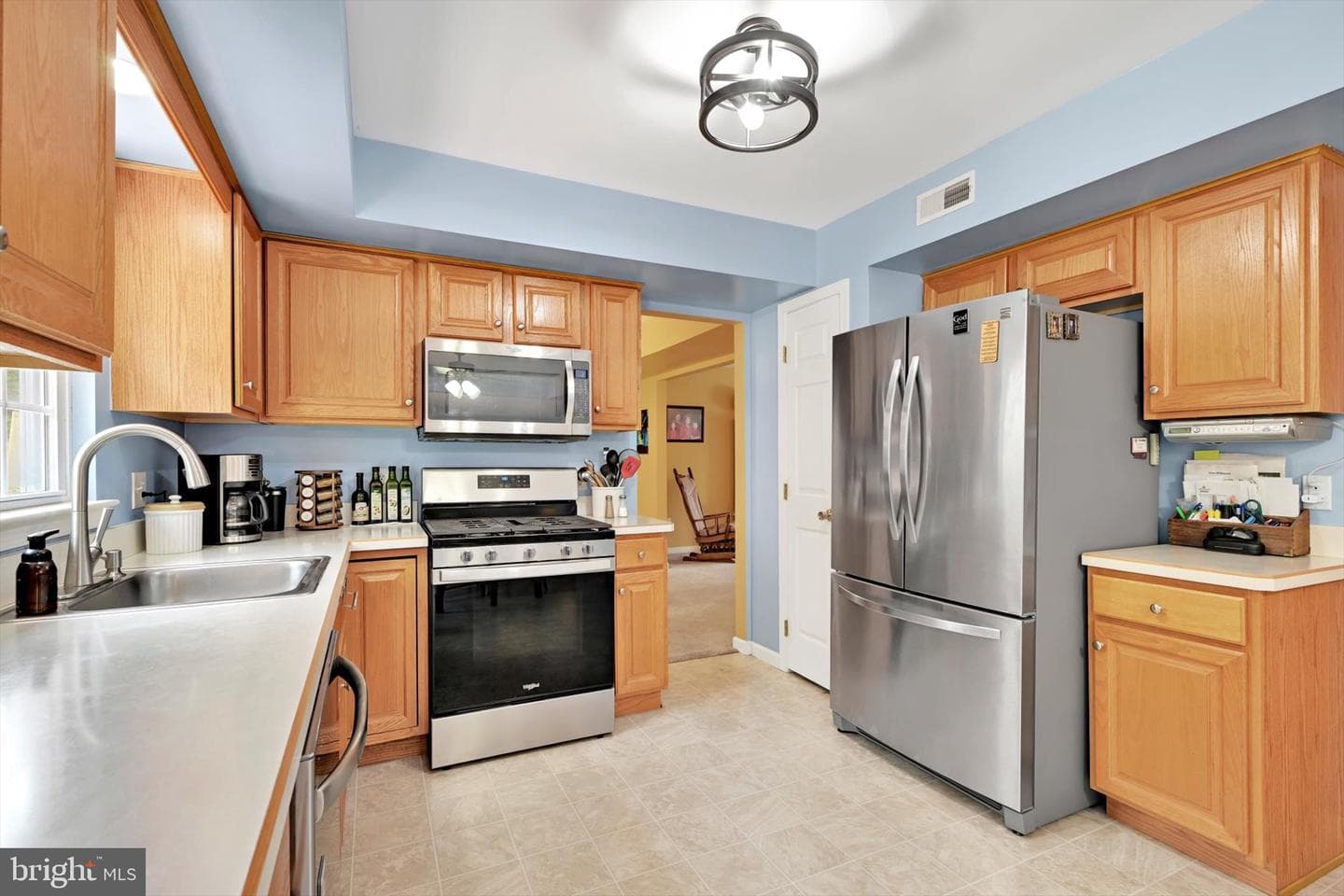 84 Oak Ledge Avenue photo 15