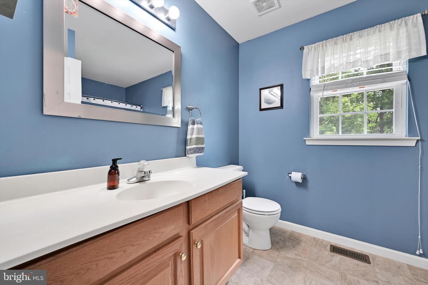 84 Oak Ledge Avenue photo 22