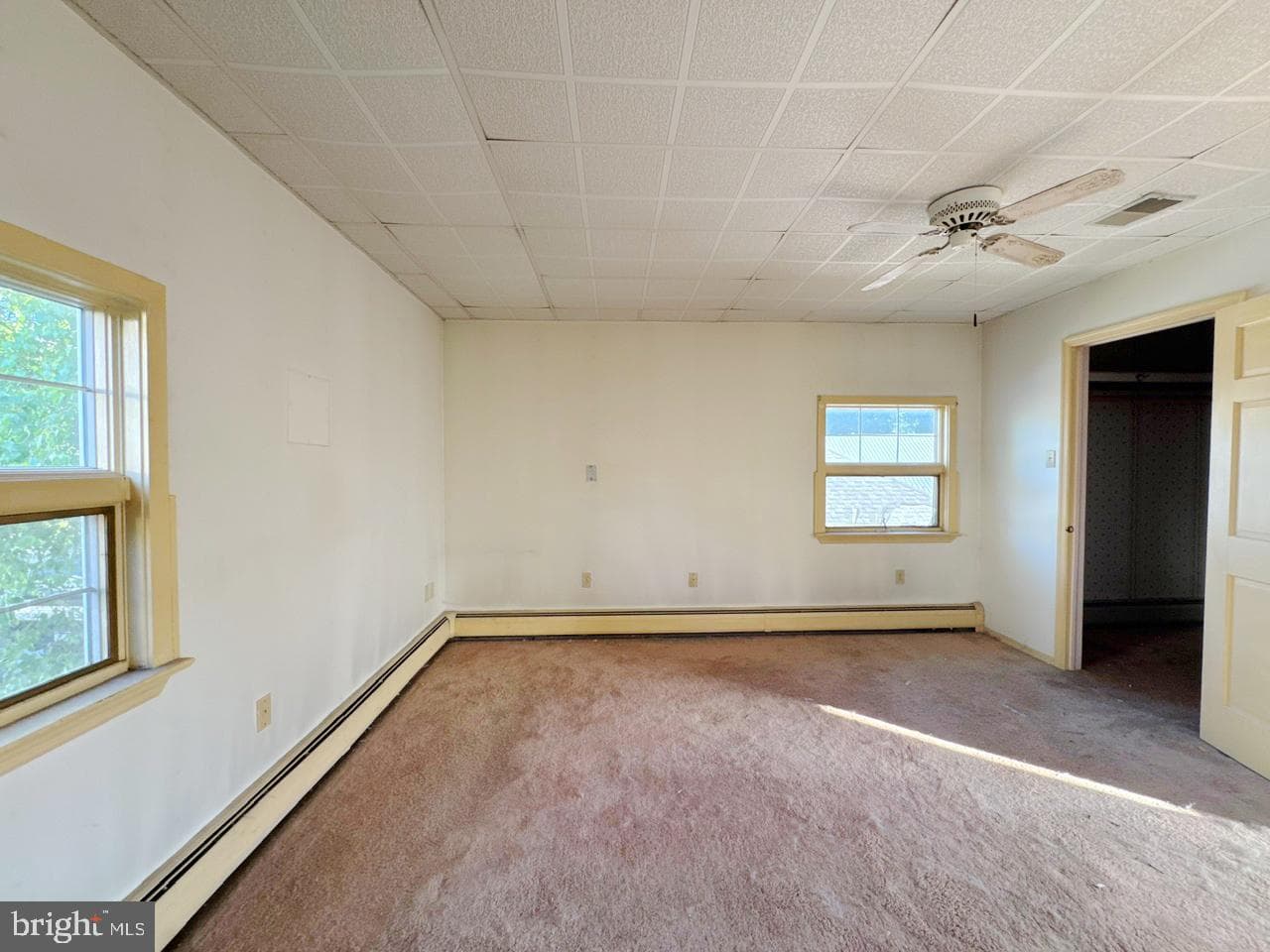 251 N Columbia Street photo 18