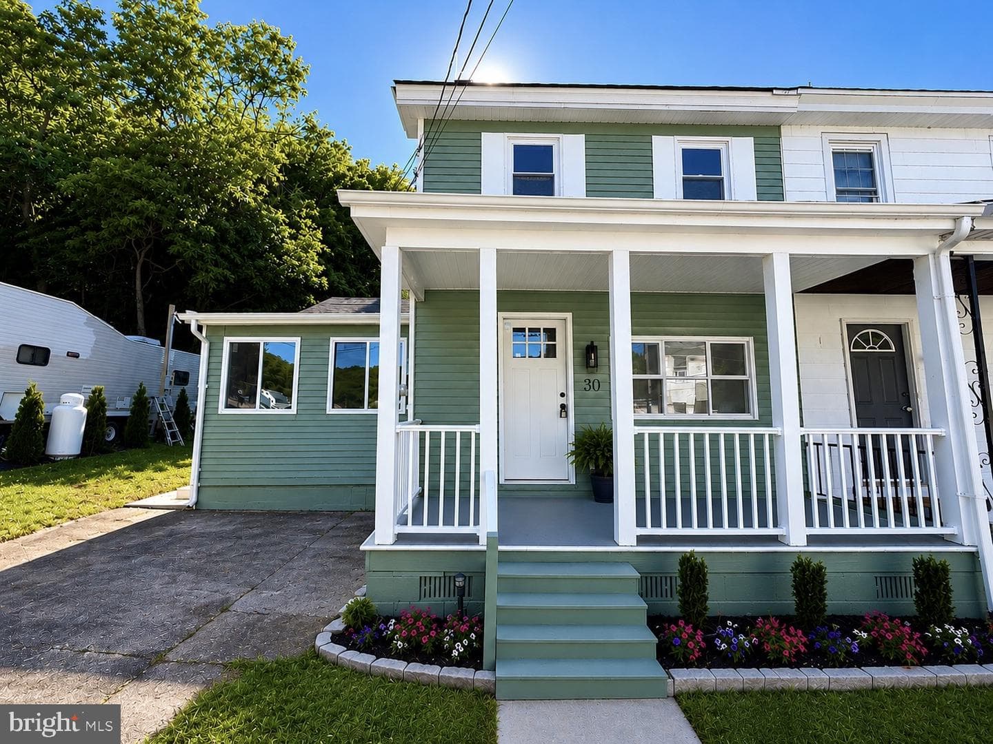 30 S Sport Hill Road