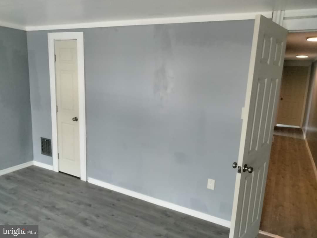 437 Morgan Avenue photo 18
