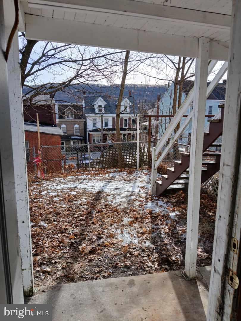 437 Morgan Avenue photo 25