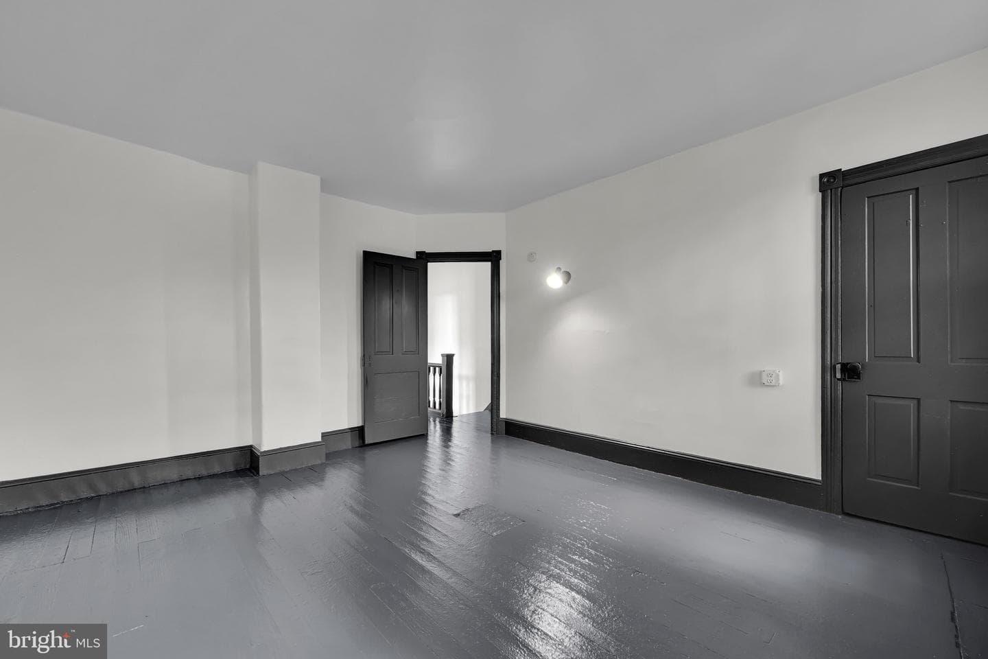 510 Howard Avenue photo 13