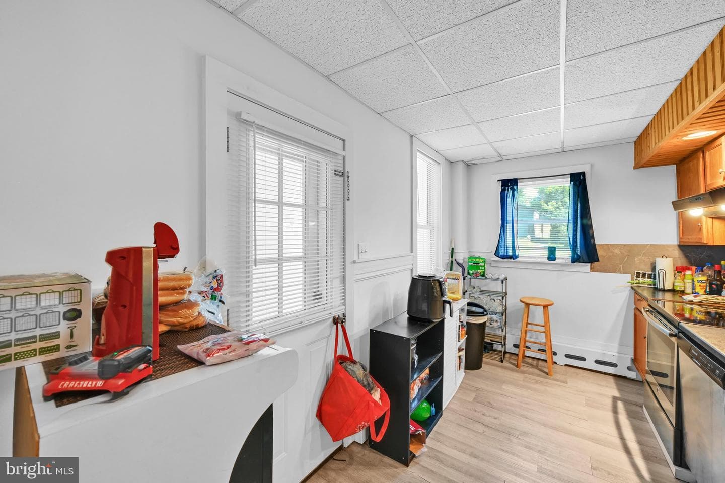411 E Mifflin St photo 11