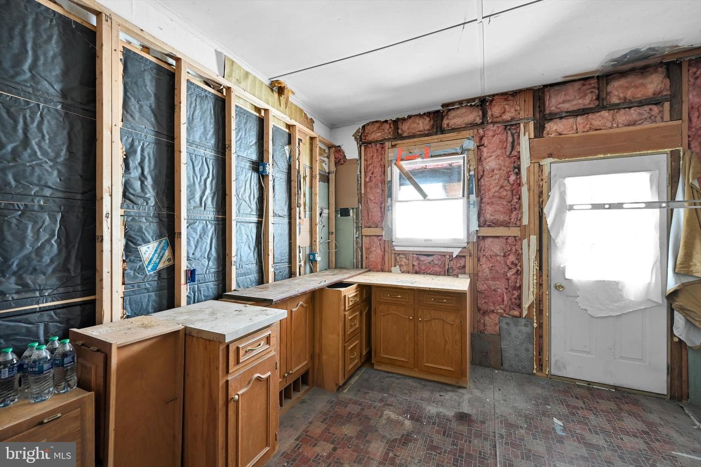 1014 E Centre Street photo 13