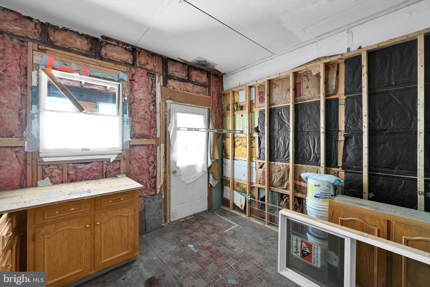 1014 E Centre Street photo 14