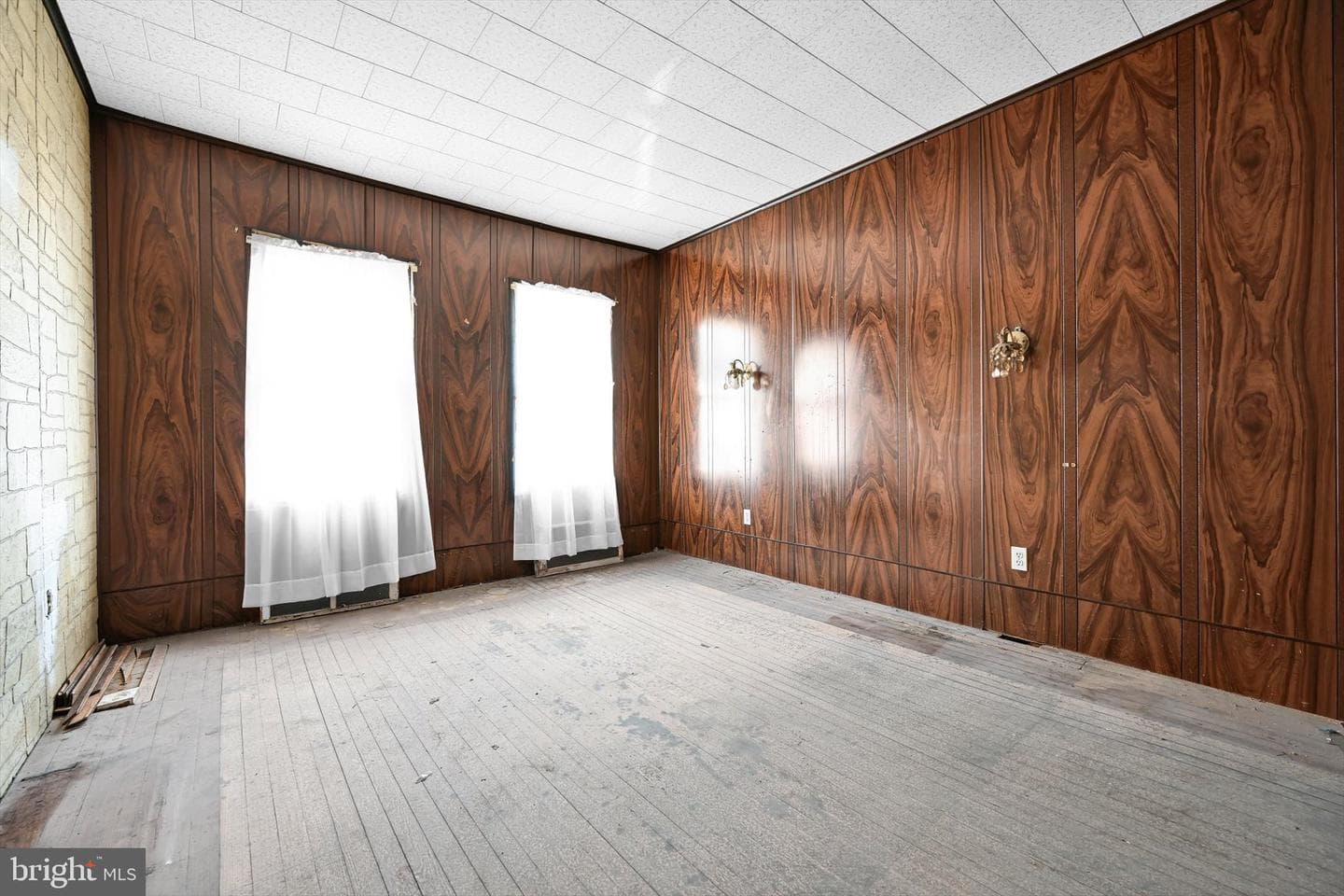1014 E Centre Street photo 15