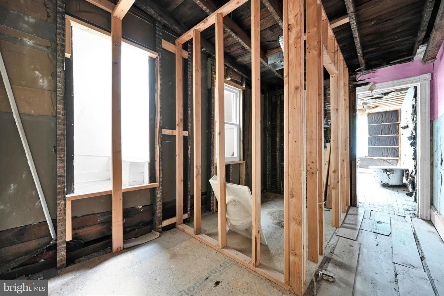 1014 E Centre Street photo 21