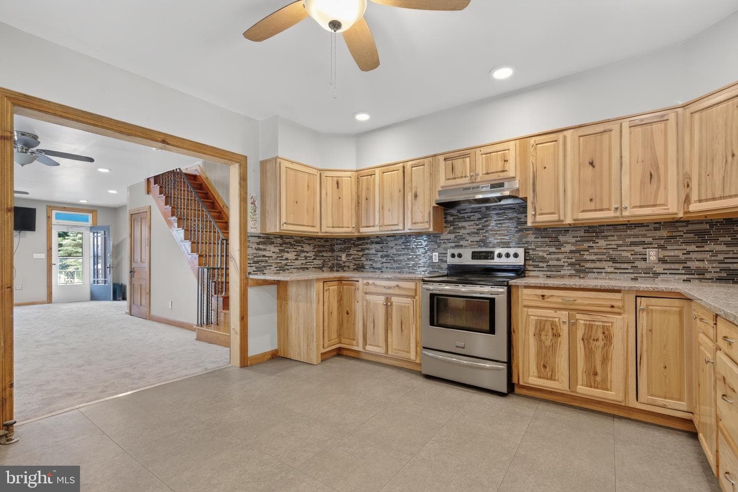 43 E Phillips Street photo 13