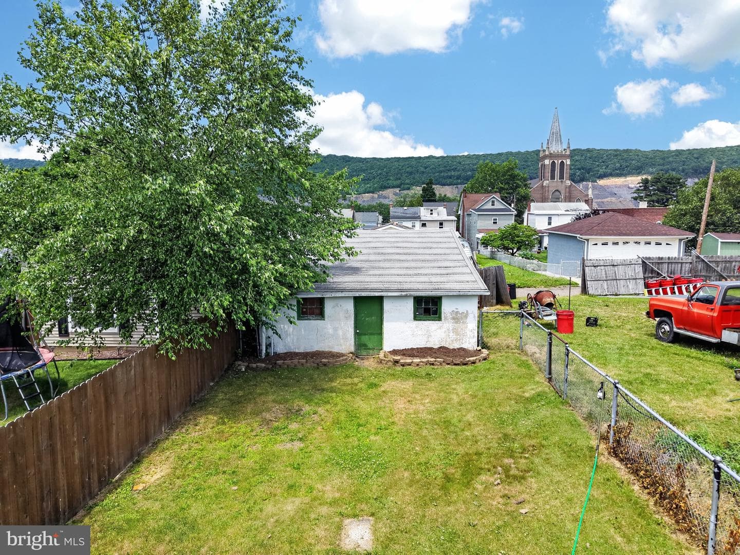 43 E Phillips Street photo 45