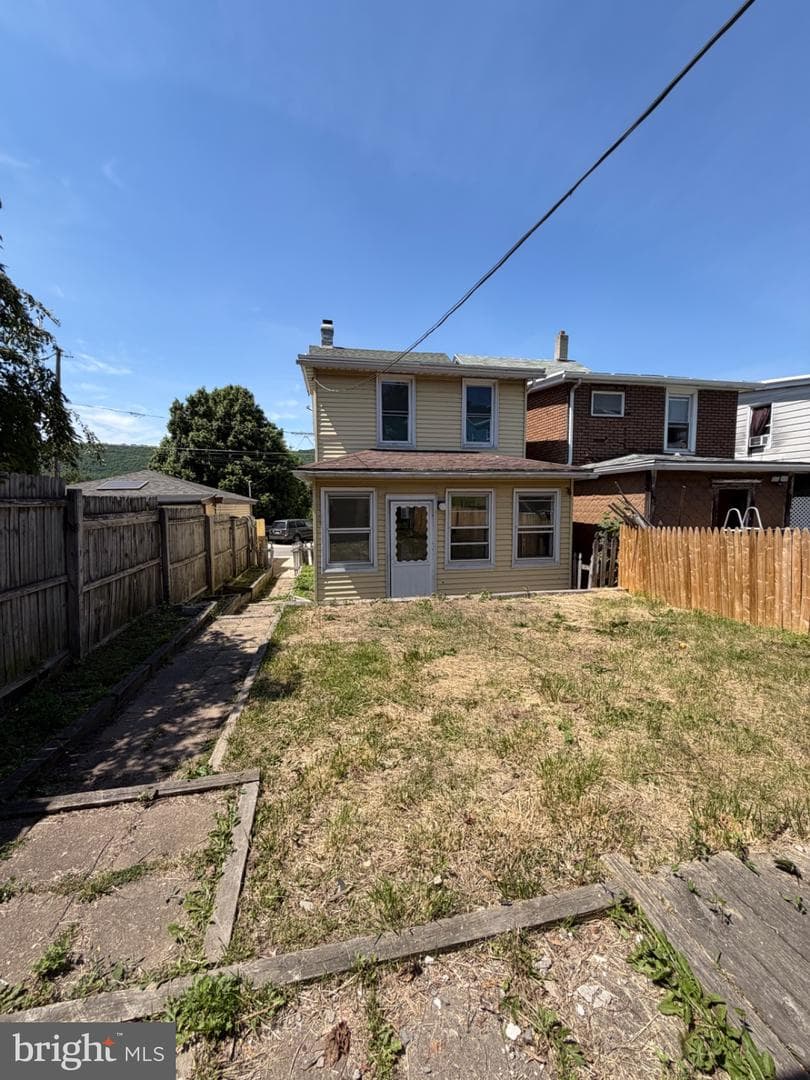 230 W Early Avenue photo 11