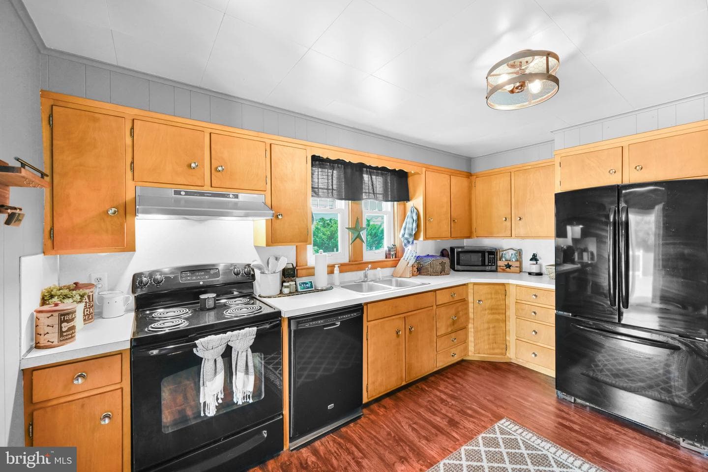 947 Deep Creek Road photo 18