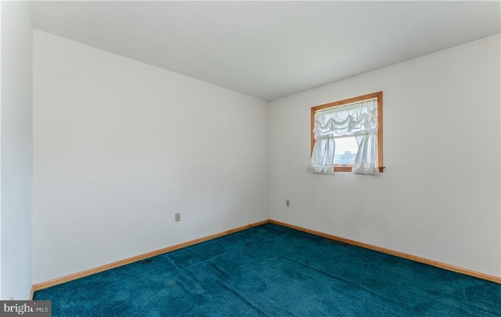 590 Airport Road photo 29
