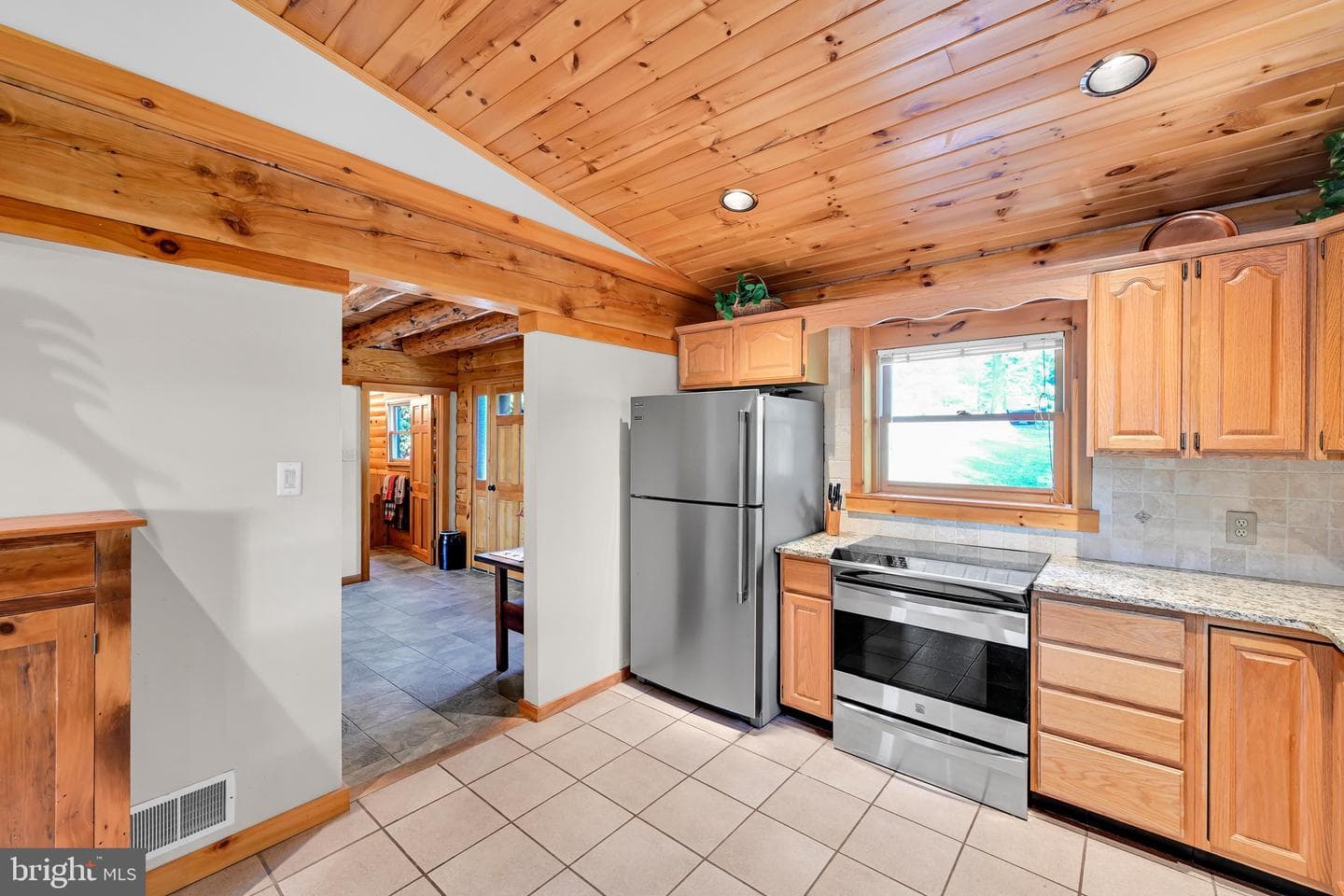 1506 Wynonah Drive photo 13