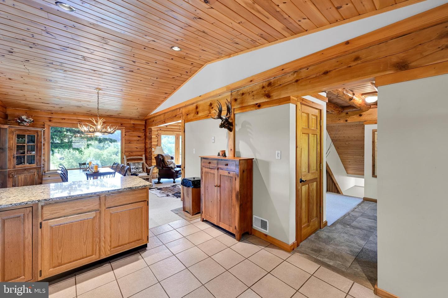 1506 Wynonah Drive photo 18