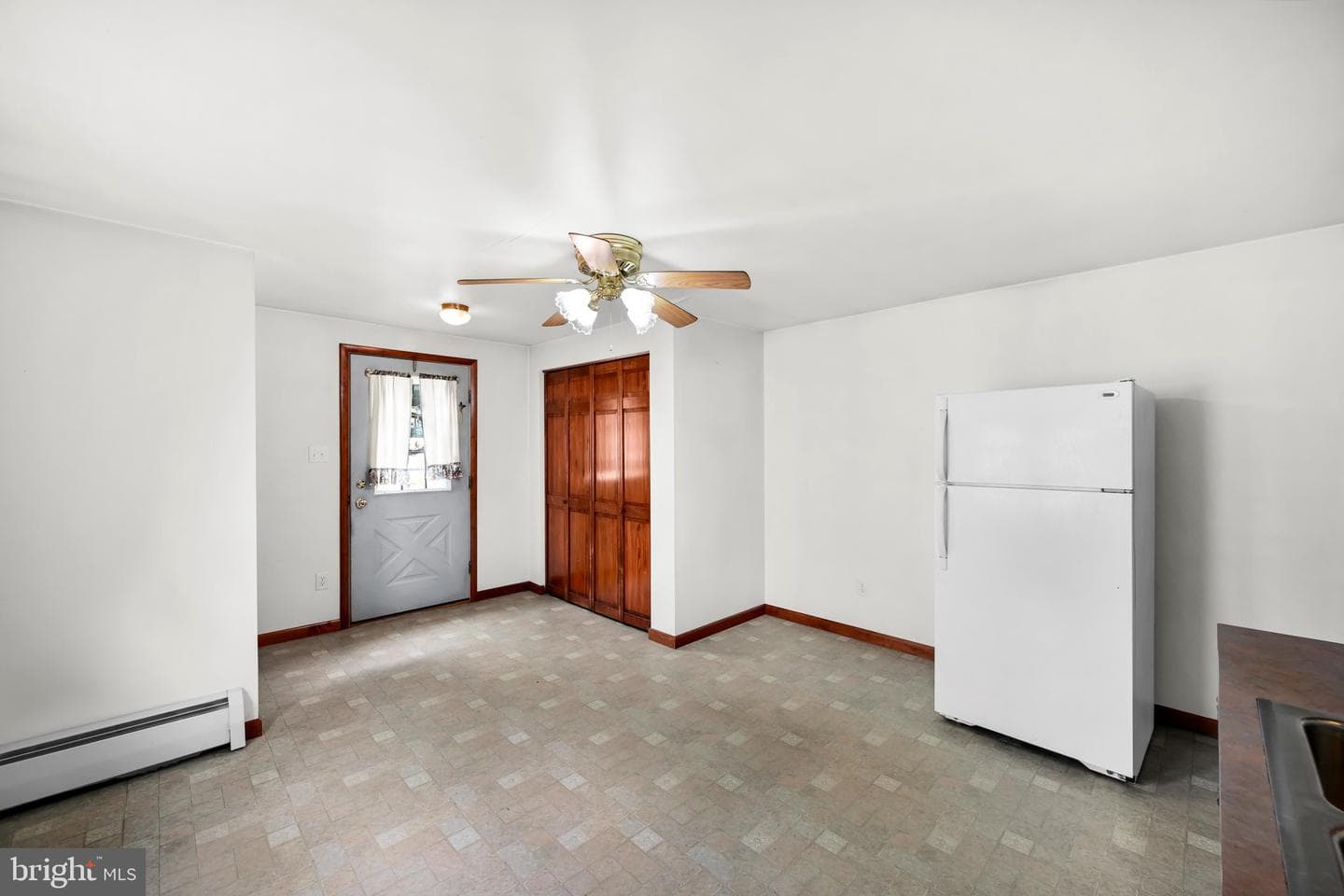 212 N Nichols Street photo 13
