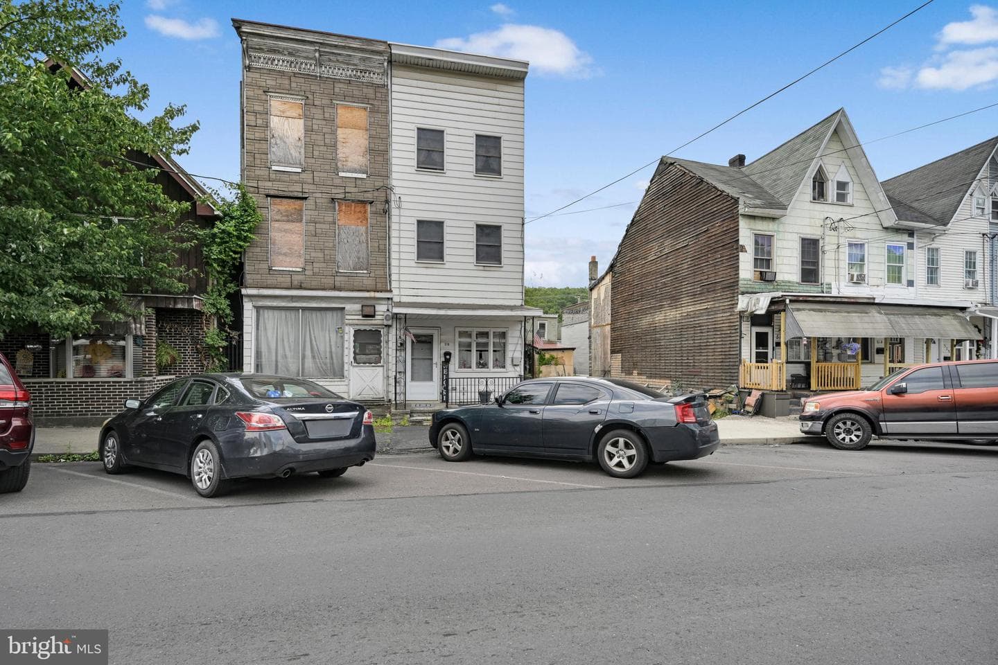 510 W Centre Street photo 4