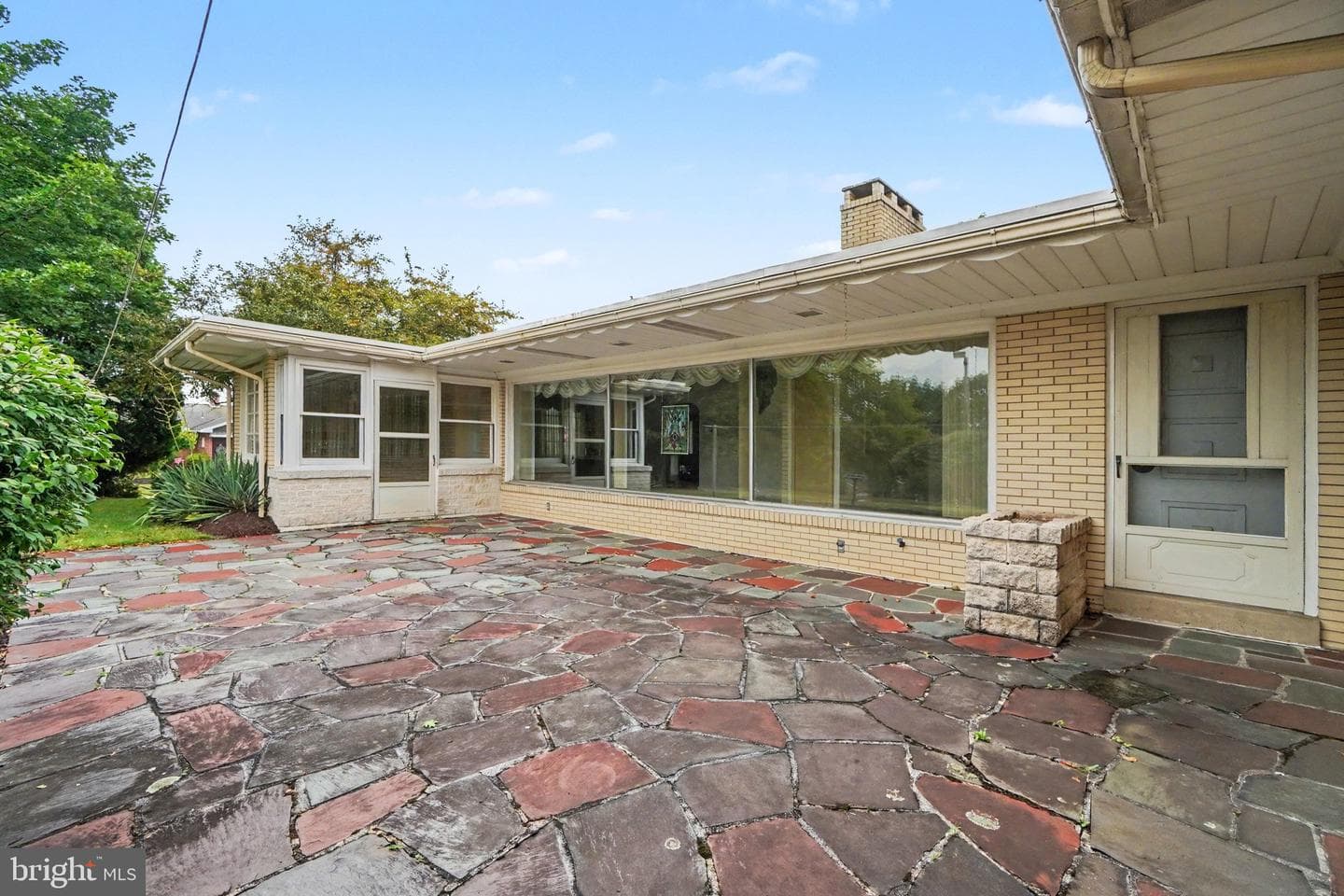 500 Hillcroft photo 37
