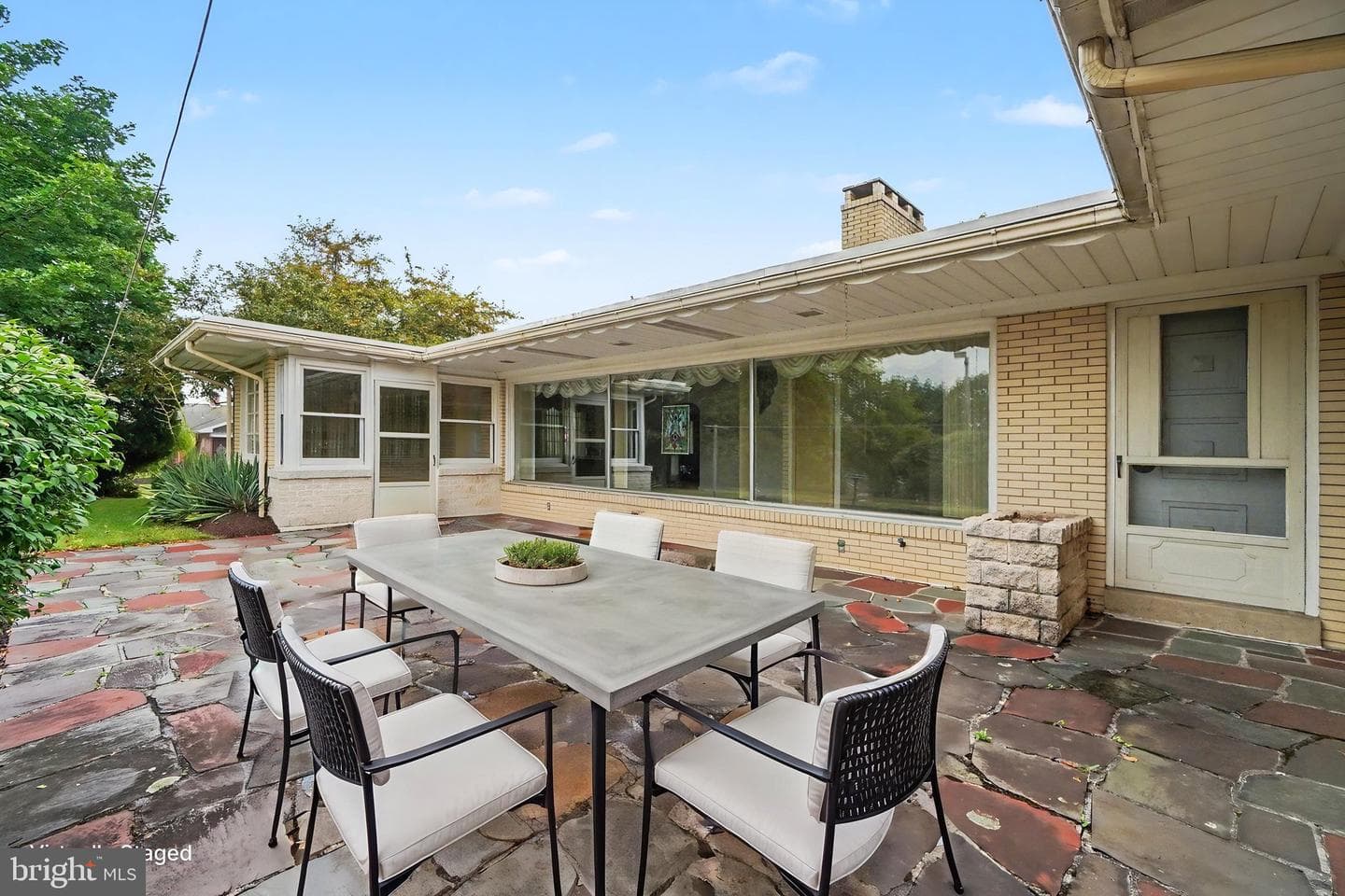 500 Hillcroft photo 38