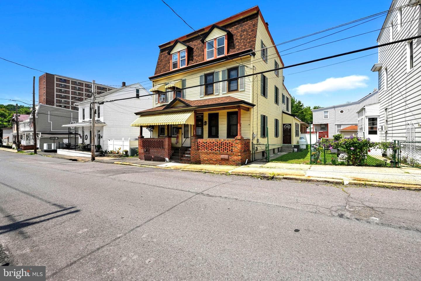 308 N 3rd Street photo 3