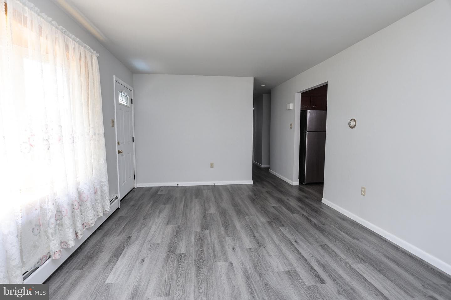 197 Llewellyn Road photo 7