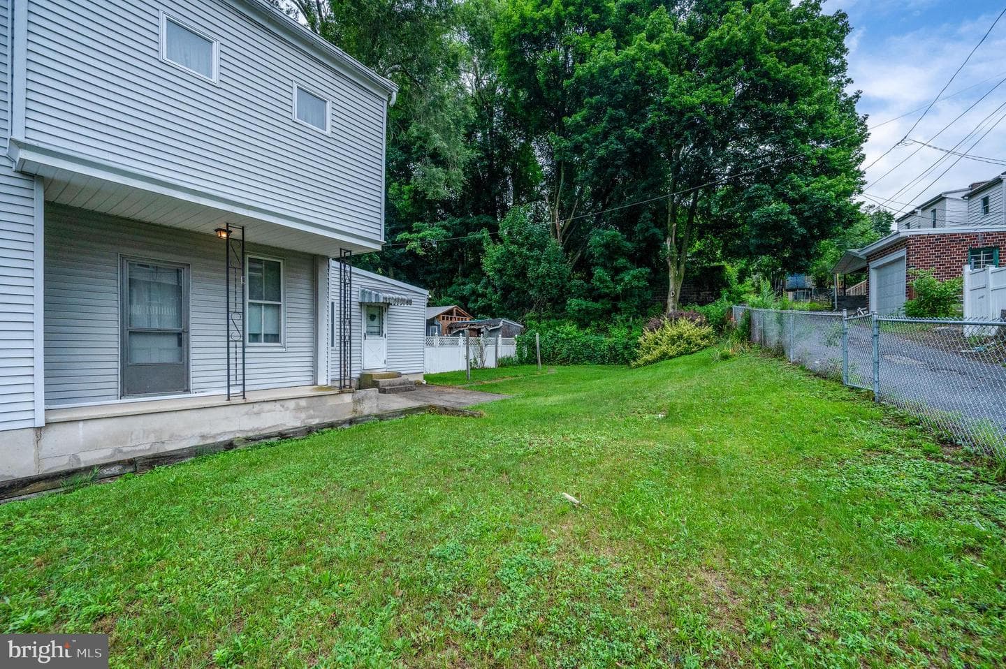 118 W Railroad Street photo 6
