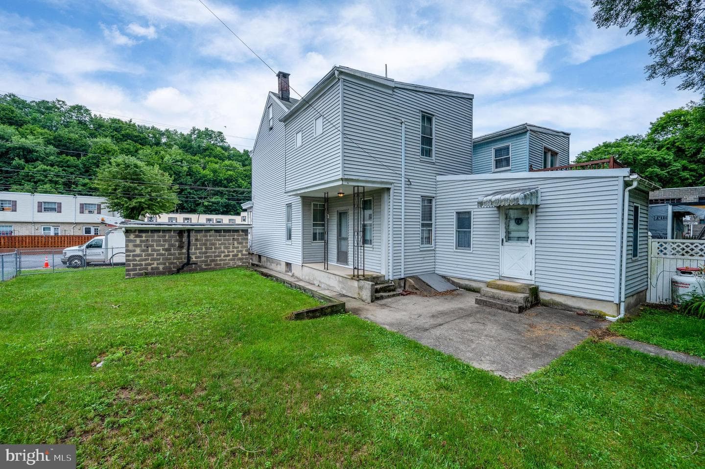 118 W Railroad Street photo 8