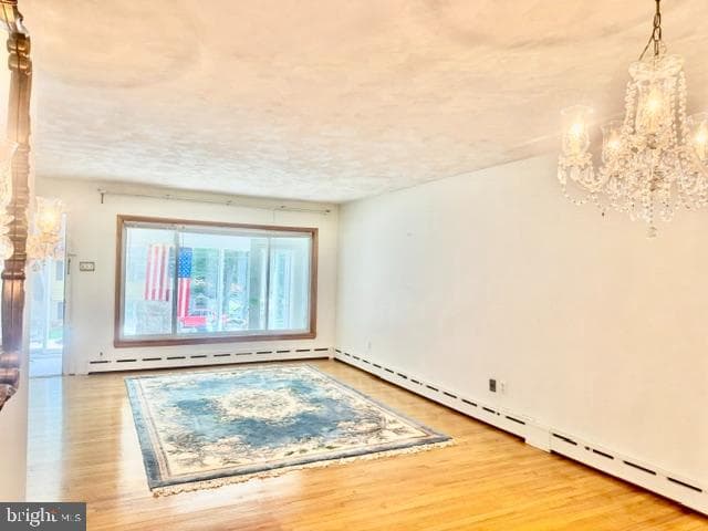 530 W Nicholas Street photo 16