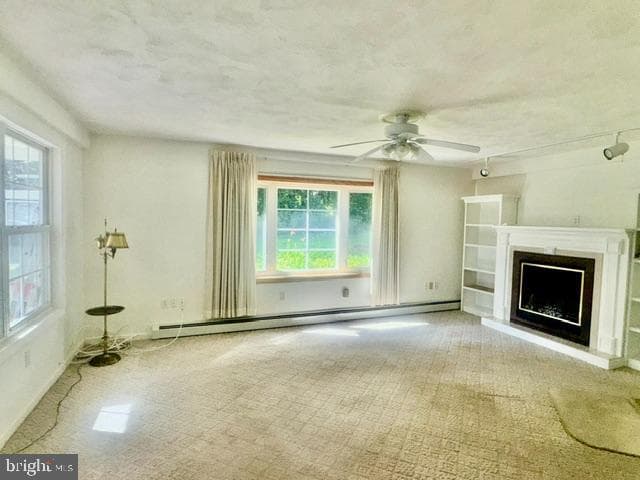 530 W Nicholas Street photo 20
