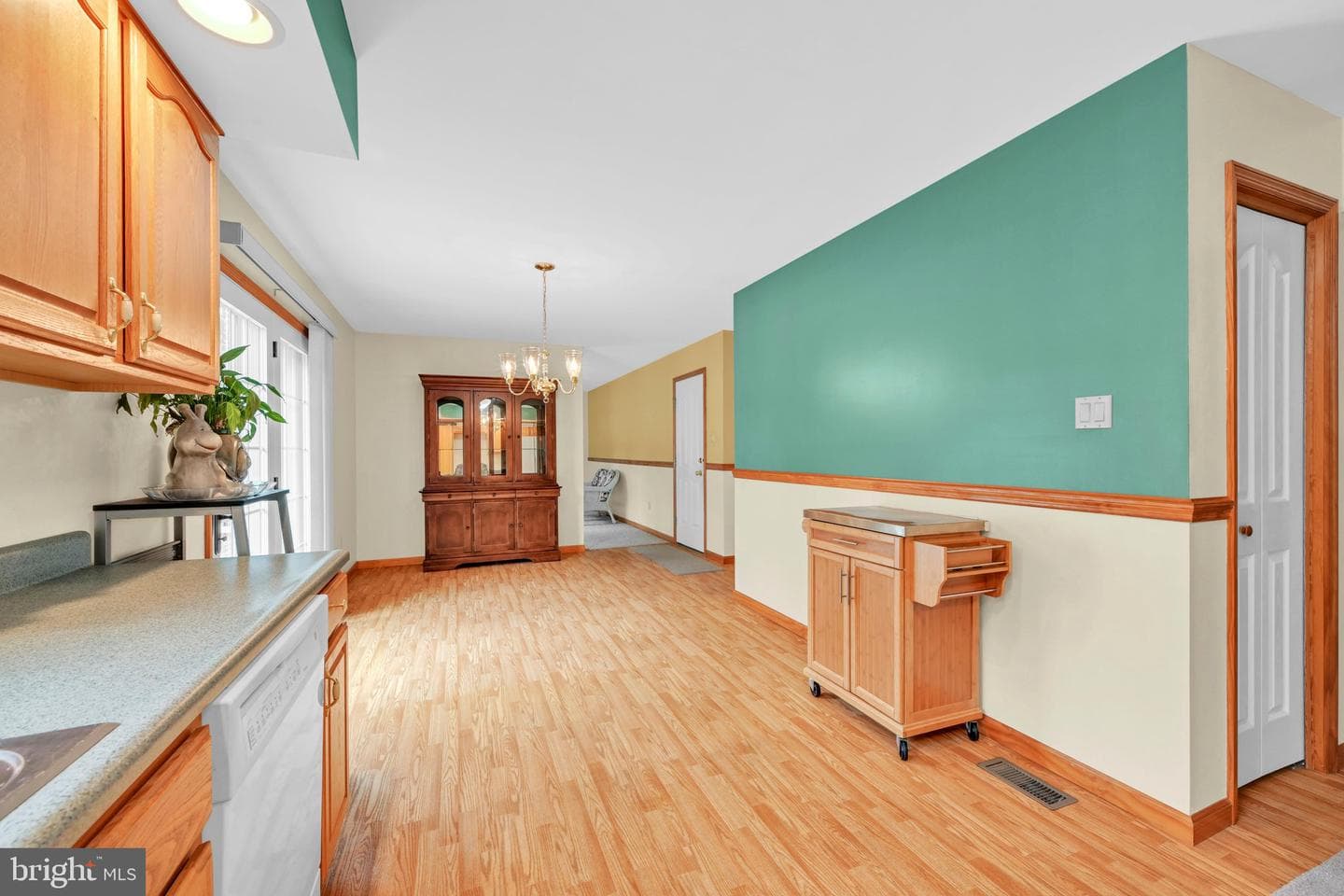 266 Forest Road photo 14
