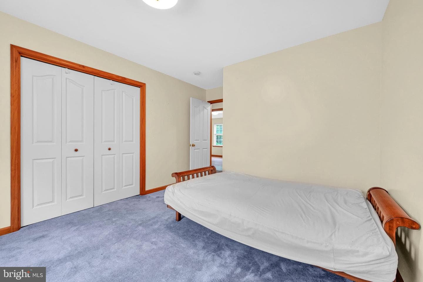 266 Forest Road photo 21