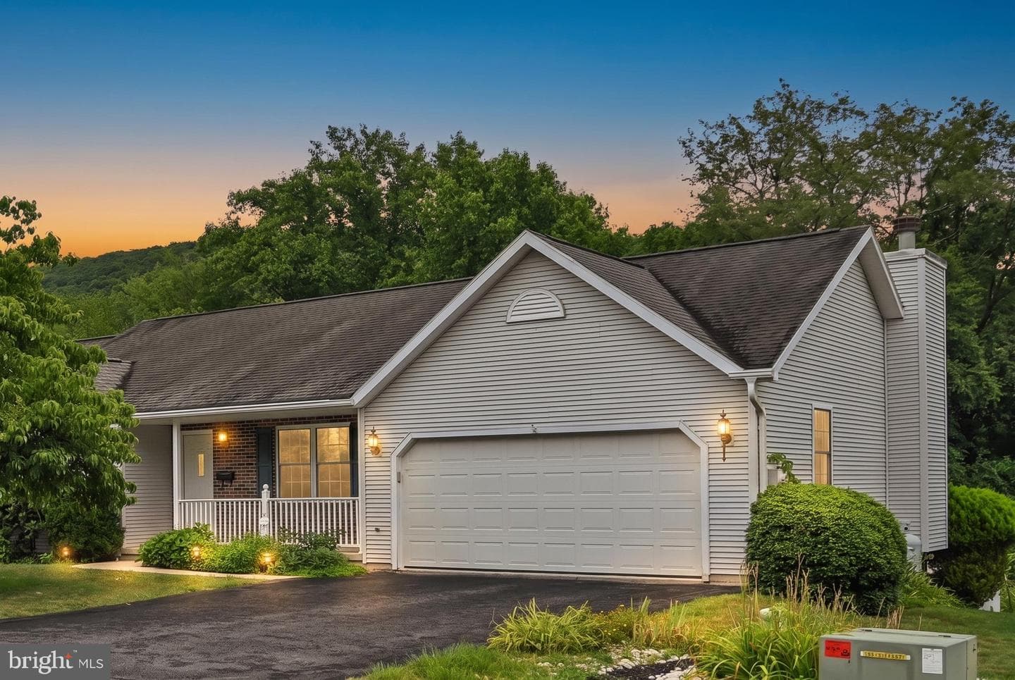 266 Forest Road photo 35