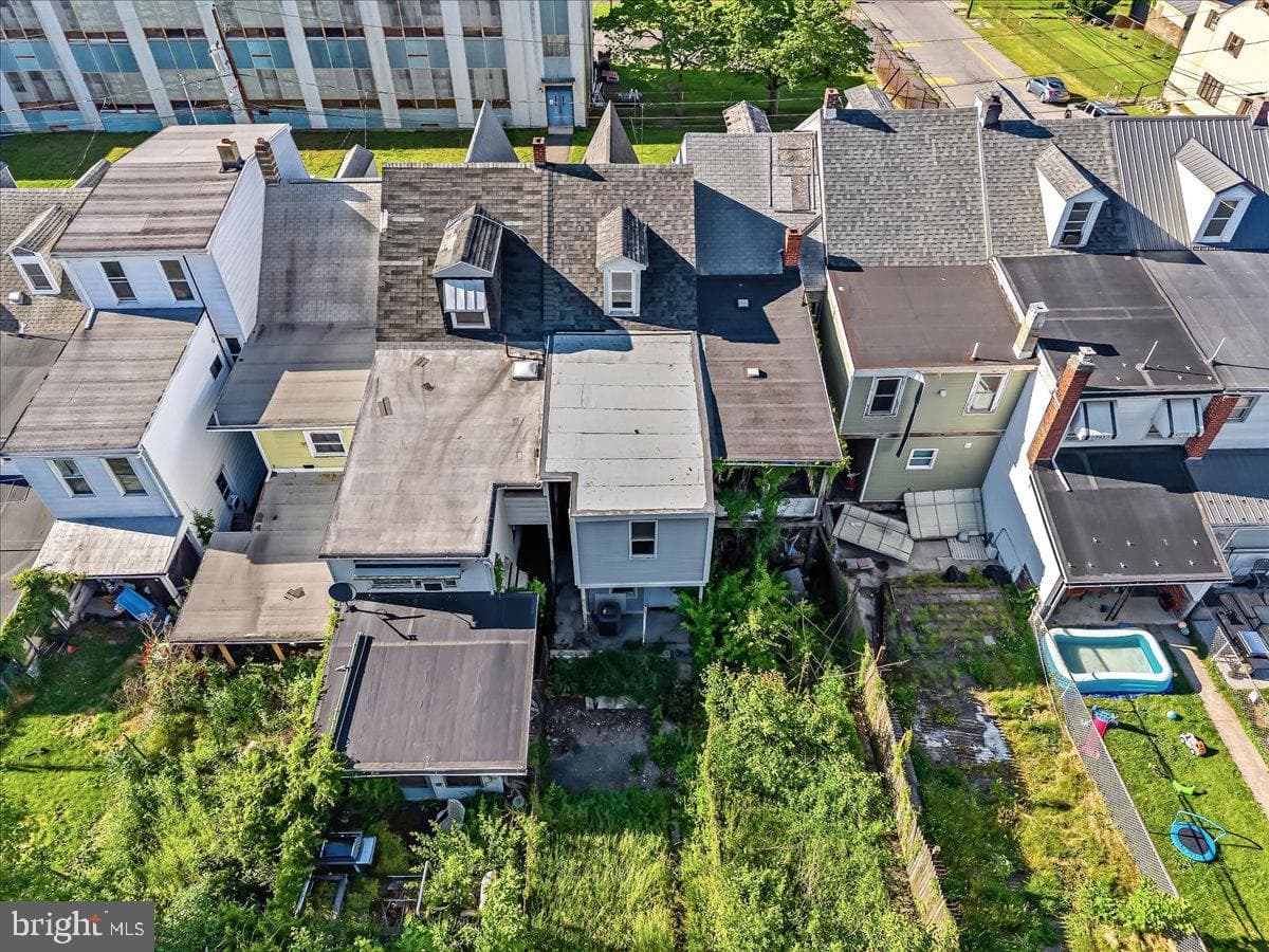 231 A Street photo 4