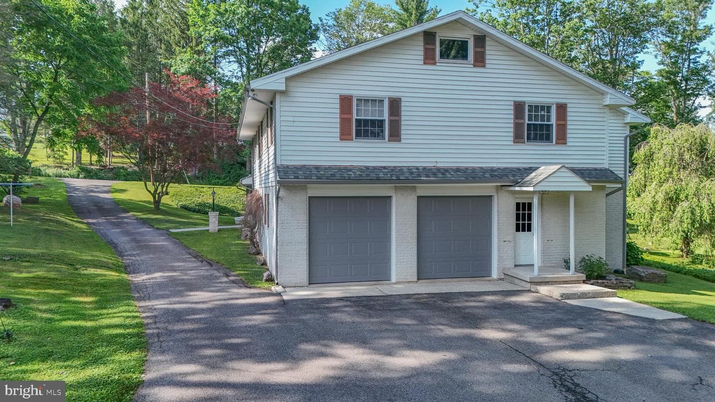 7 Ryan Avenue photo 5