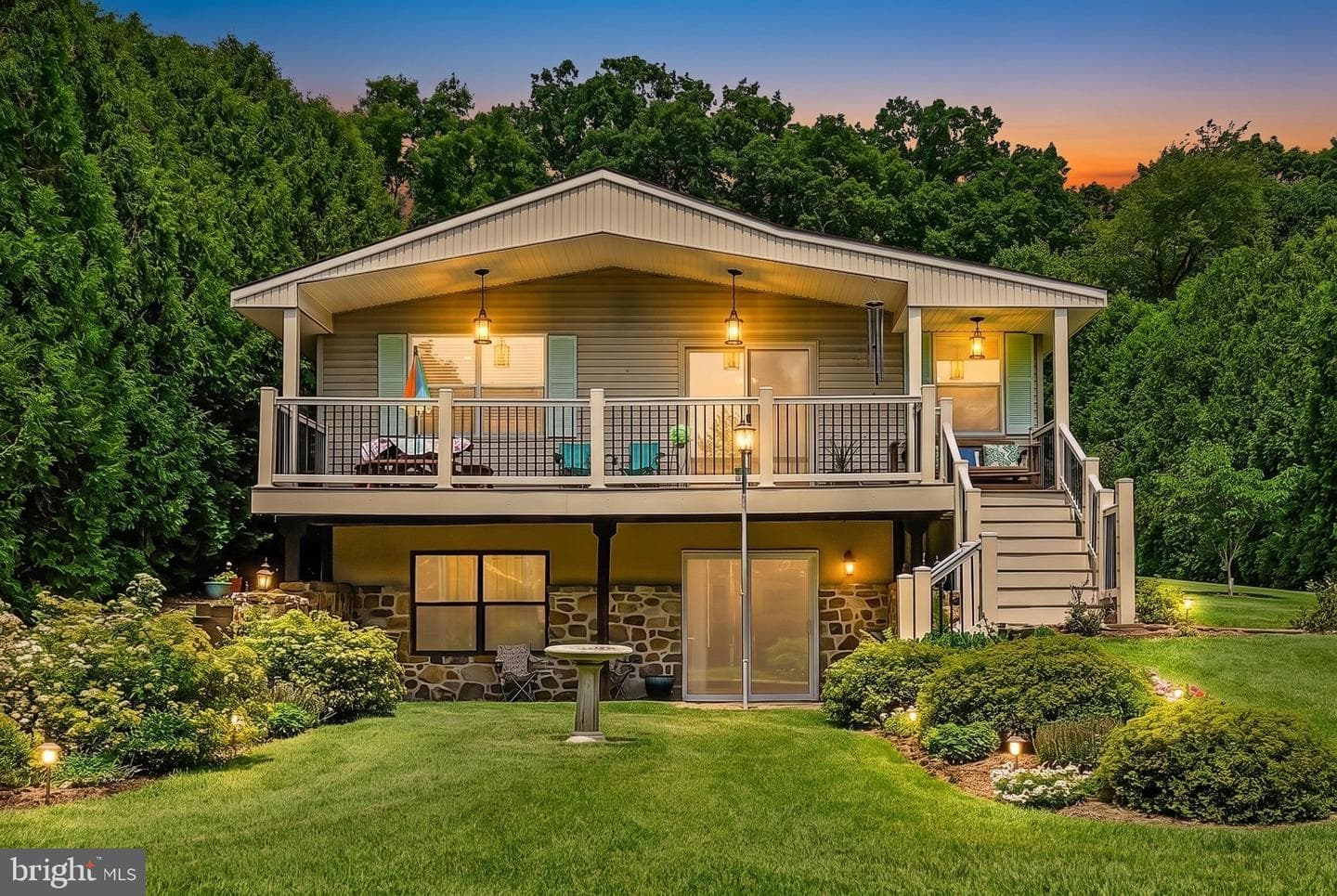1138 Fawn Cove photo 1