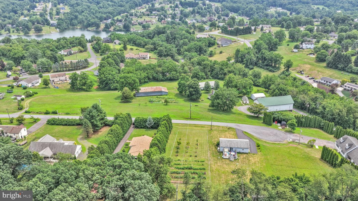 1138 Fawn Cove photo 46