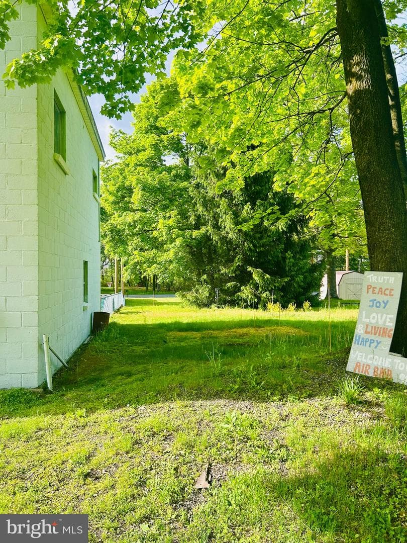 221 Main Street photo 4