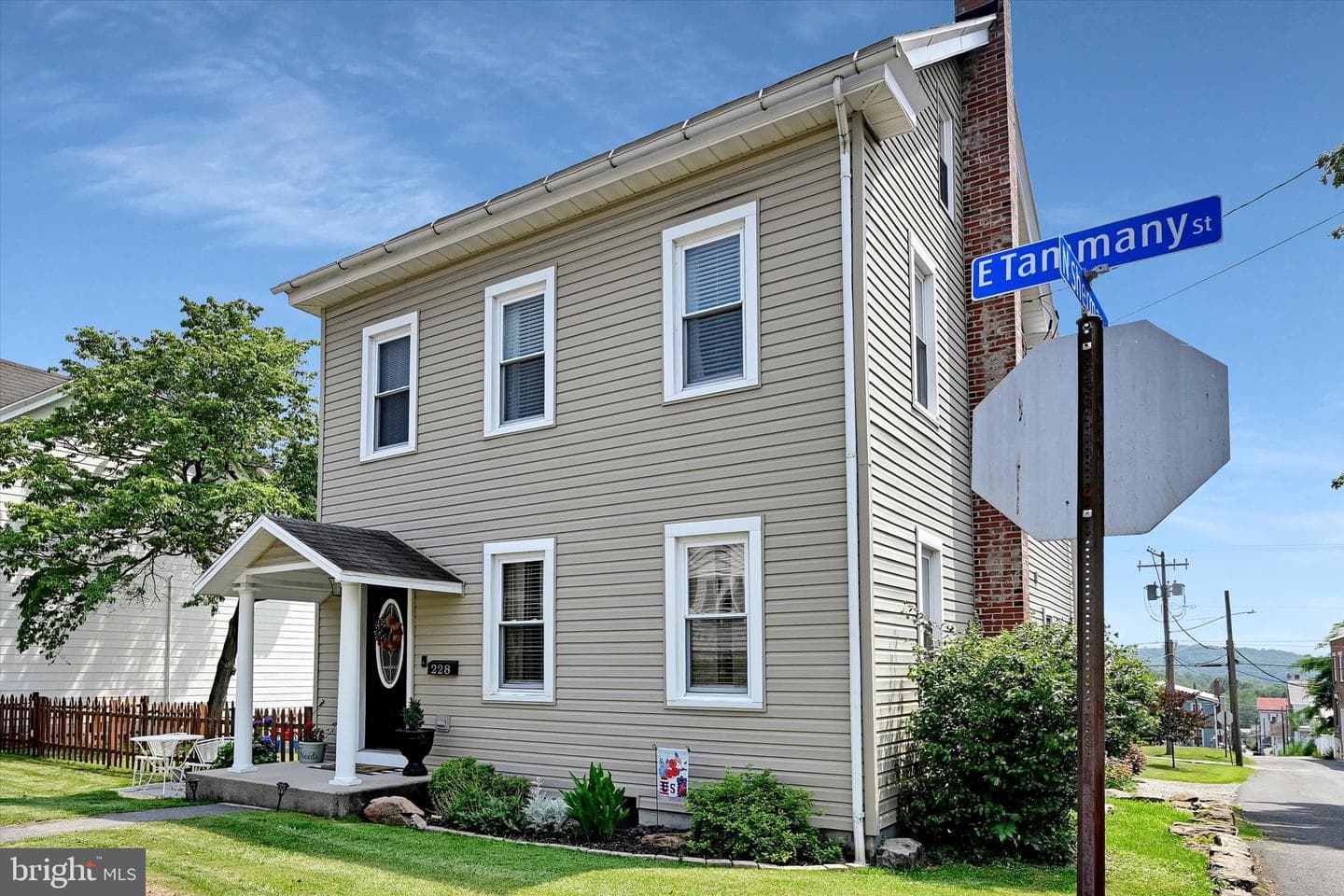 228 E Tammany Street photo 3