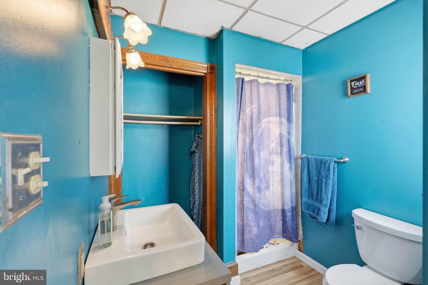 506 W Market Street photo 12