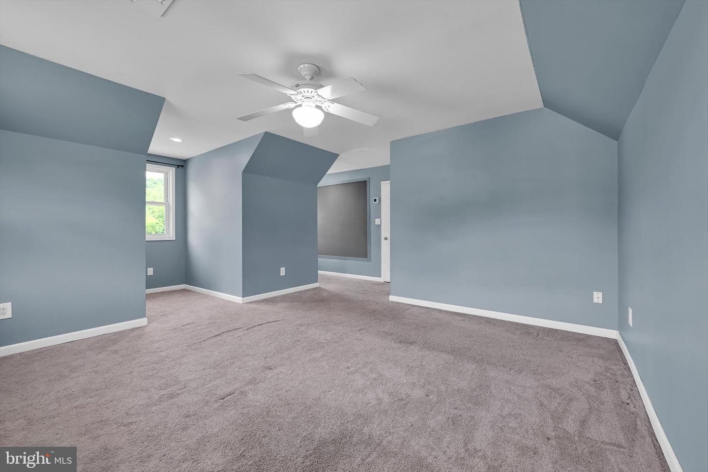 139 Molleystown Road photo 21