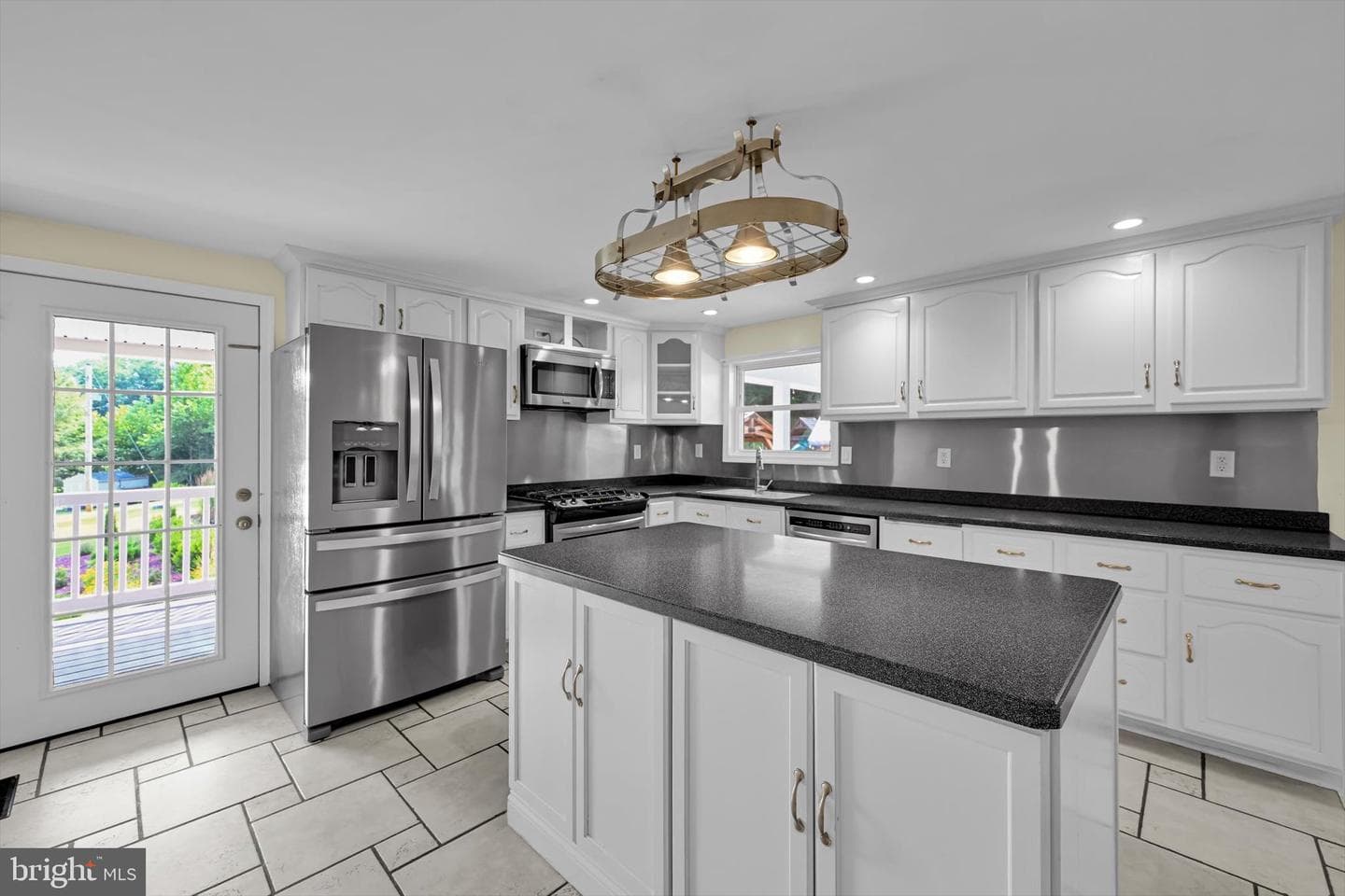 139 Molleystown Road photo 9