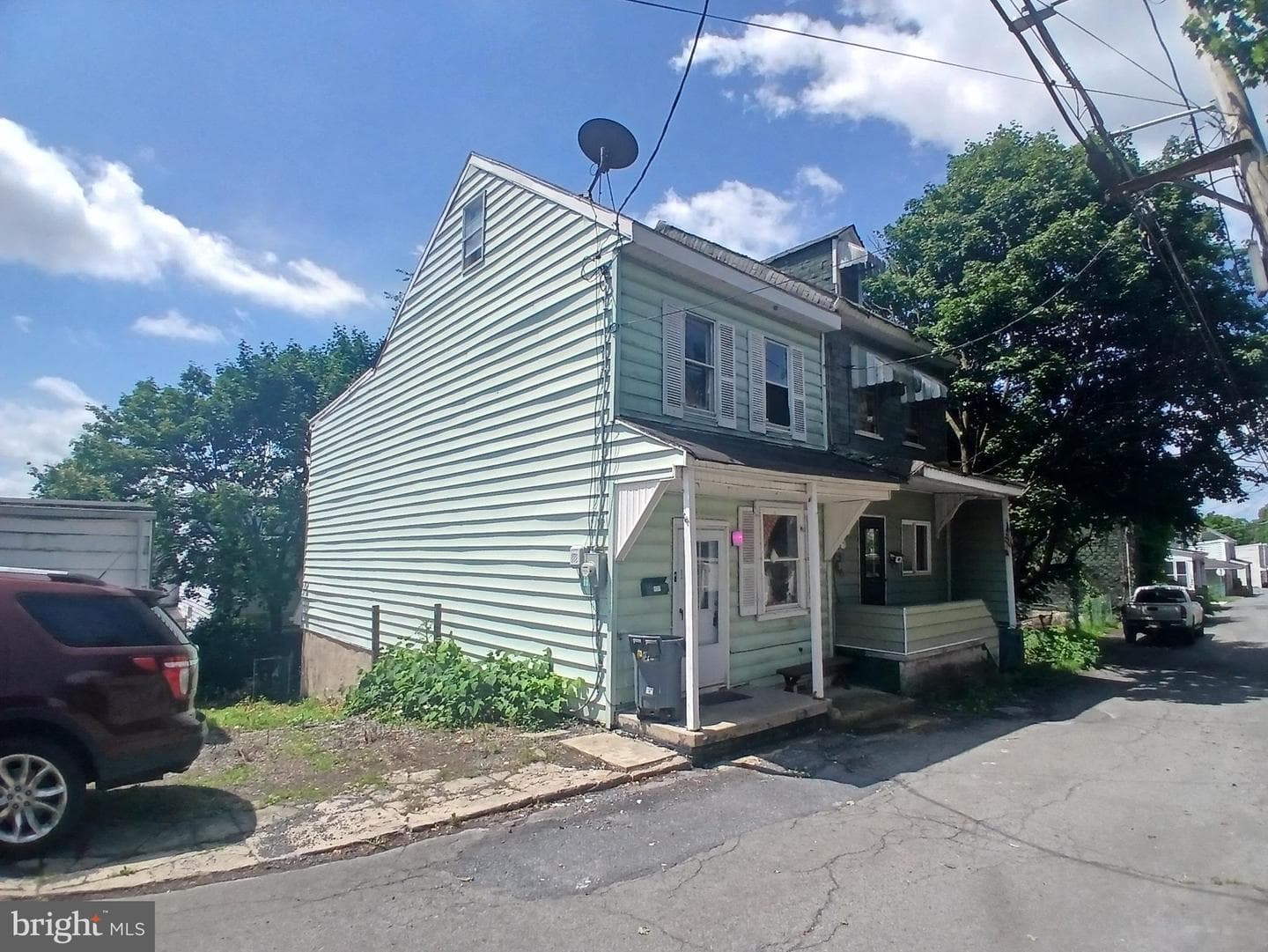 514 W Penn Street photo 1