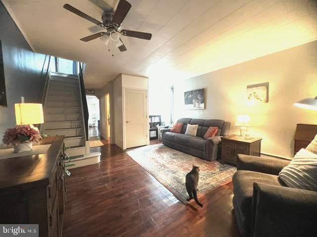 437 Hess Street photo 10