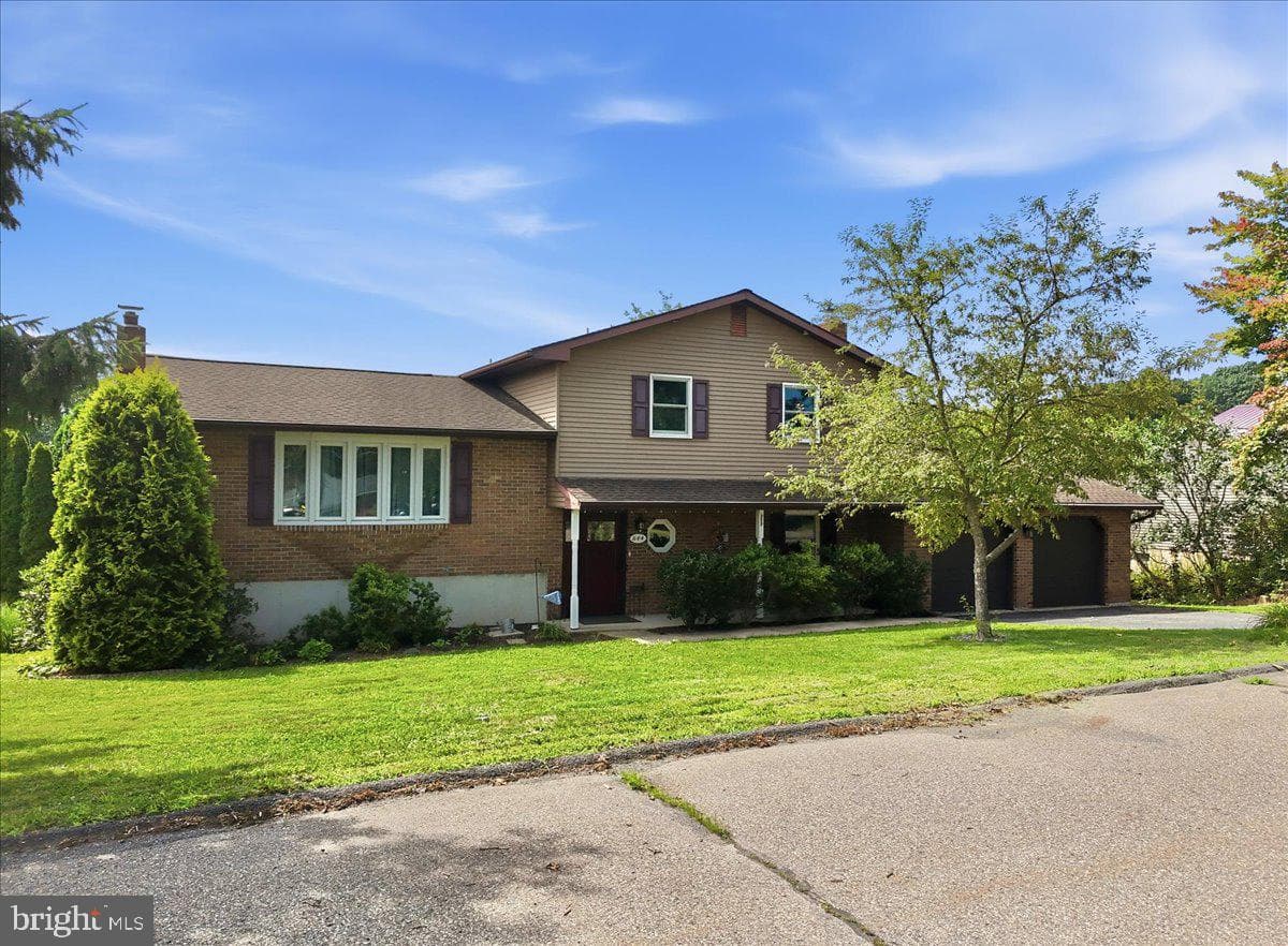 544 Maple Street, Pottsville