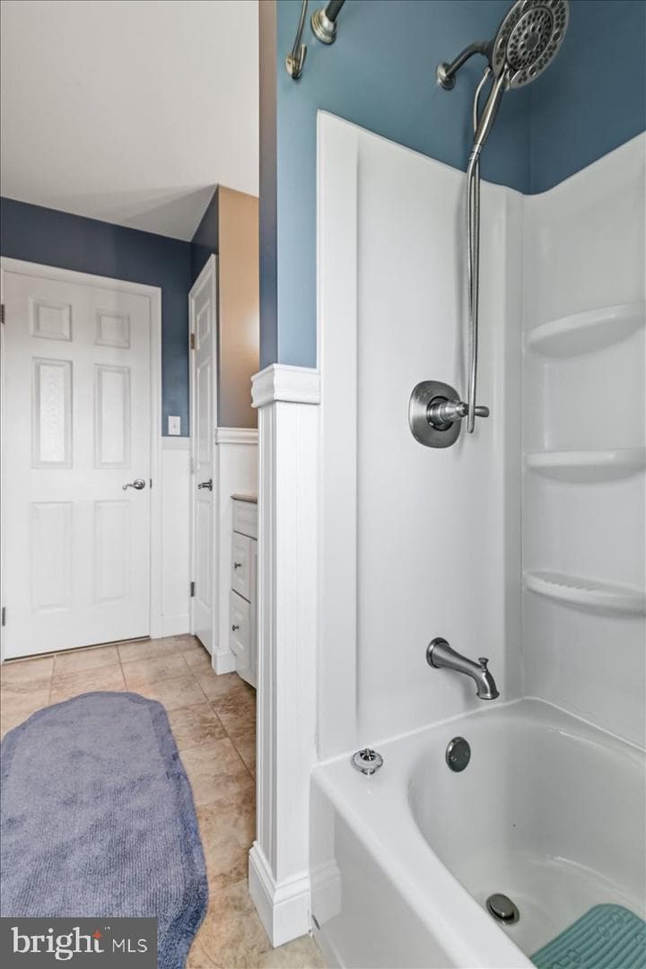 544 Maple Street photo 37
