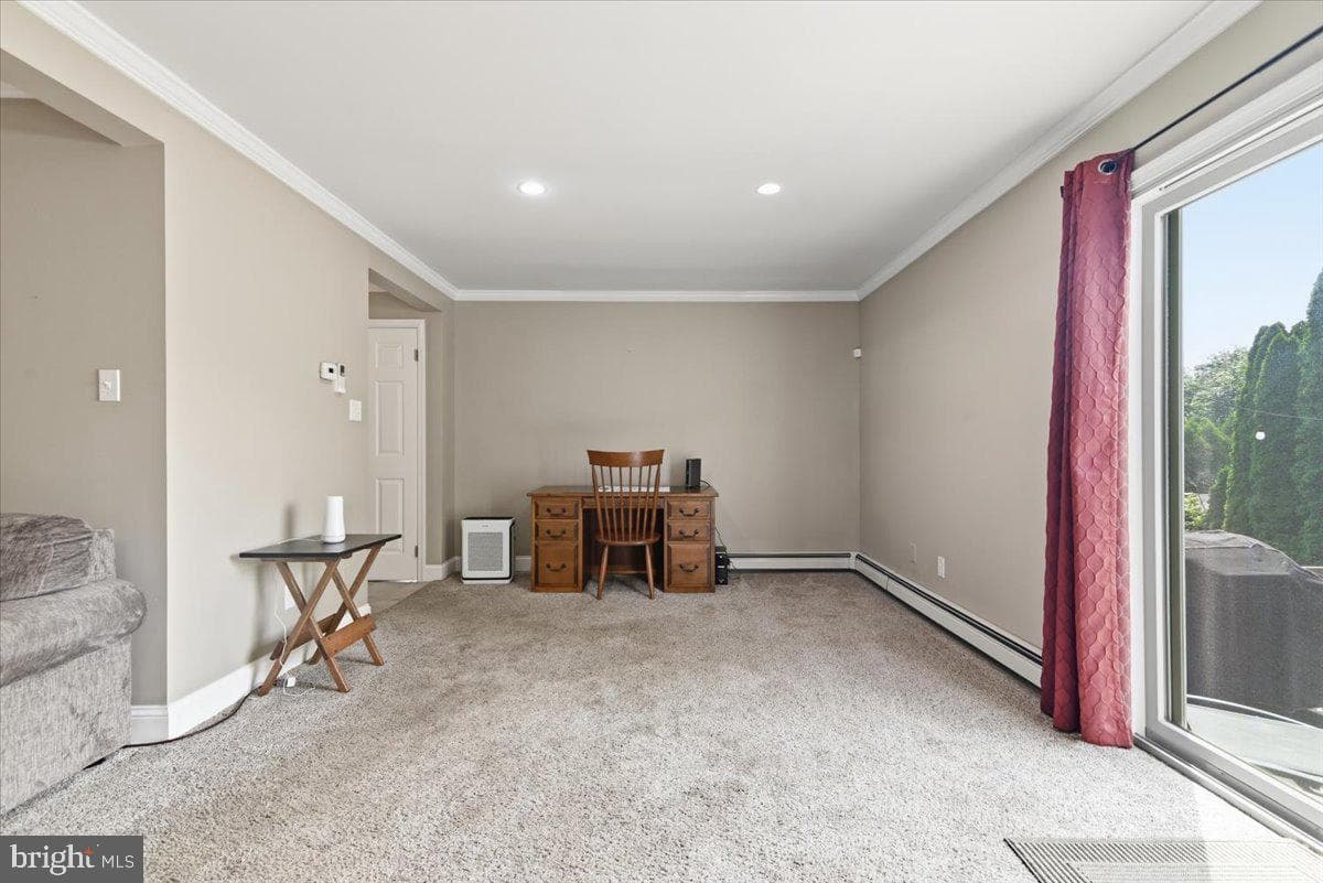544 Maple Street photo 41