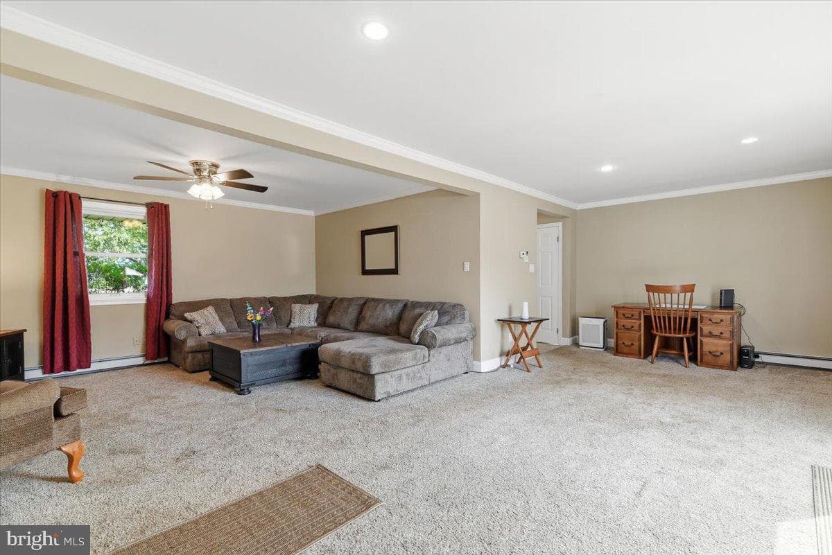 544 Maple Street photo 42